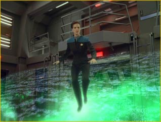 Jadzia Dax sur un champs de force