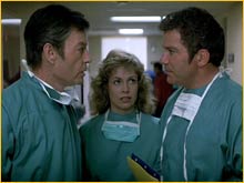 McCoy, Taylor et Kirk à l'hopital