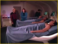 Dr Crusher à l'infirmerie